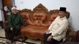 Prabowo Subianto mengunjungi Pondok Pesantren Attauhidiyah Giren Talang, Kabupaten Tegal. (Dok. Angga Raka Prabowo)


