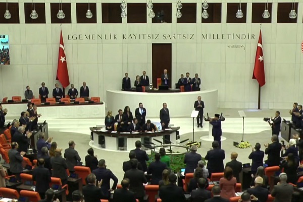 Presiden Prabowo Subianto saat berpidato di depan Parlemen Turki di Ankara. (Dok. Tim Media Prabowo)