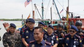 KKP Tangkap 2 Kapal Ikan Asal Malaysia di Selat Malaka. (Dok. kkp.go.id)