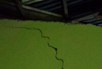 Kondisi tembok rumah warga pascagempa berkekuatan M5.0 yang mengguncang Poso, Sulawesi Tengah. (Dok. BPBD Kabupaten Poso)