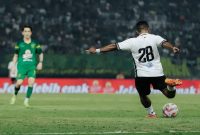 PSS Sleman harus mengakui keunggulan Persebaya Surabaya dengan skor tipis 0–1. (Instagram.com @pssleman)