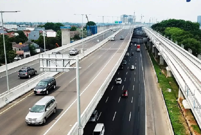 3. Jalan Tol MBZ yang kini disorot karena kasus dugaan korupsi. (Instagram.com @official.jasamarga)